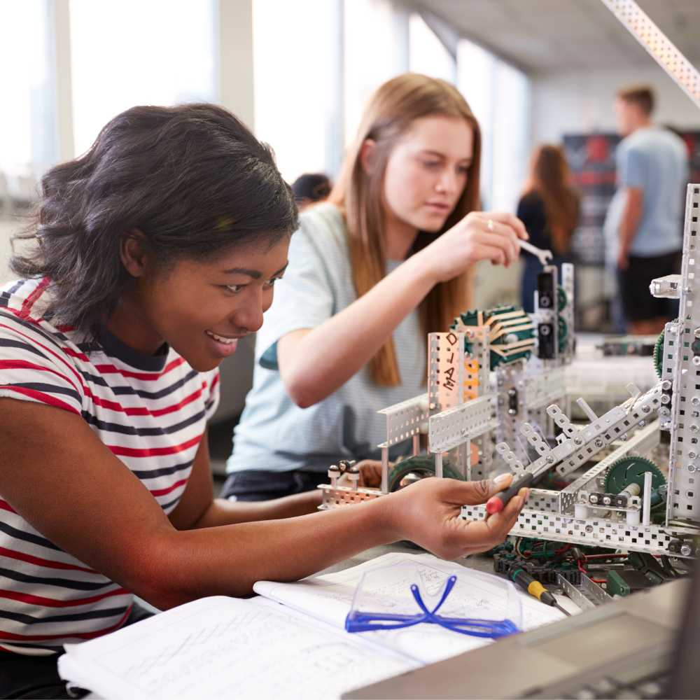 Advancing 4-Year STEM Degree Completion Through UCD’s College of Biological Sciences AvenueB Program